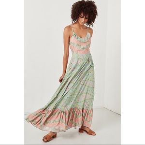 Spell ‘City Lights Strappy Maxi’ in Sage